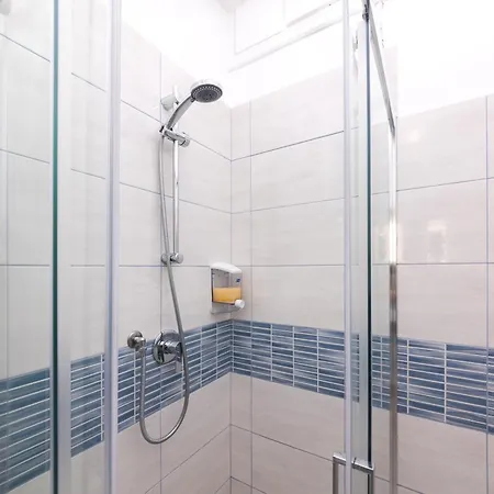 Guest house Galia Roomsself Check In H24 *