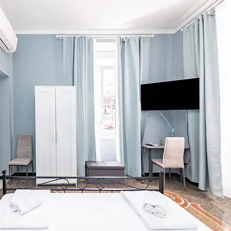 Galia Roomsself Check In H24 * Genoa