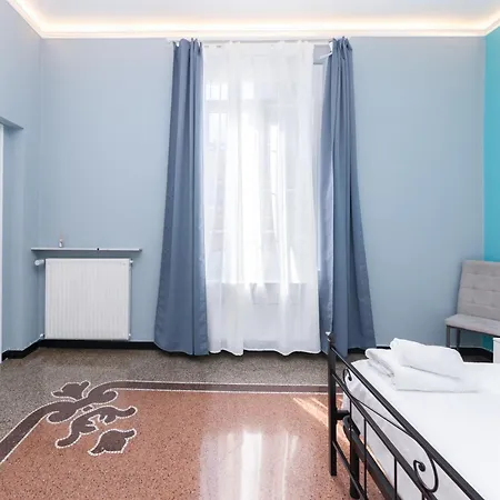 Galia Roomsself Check In H24 *